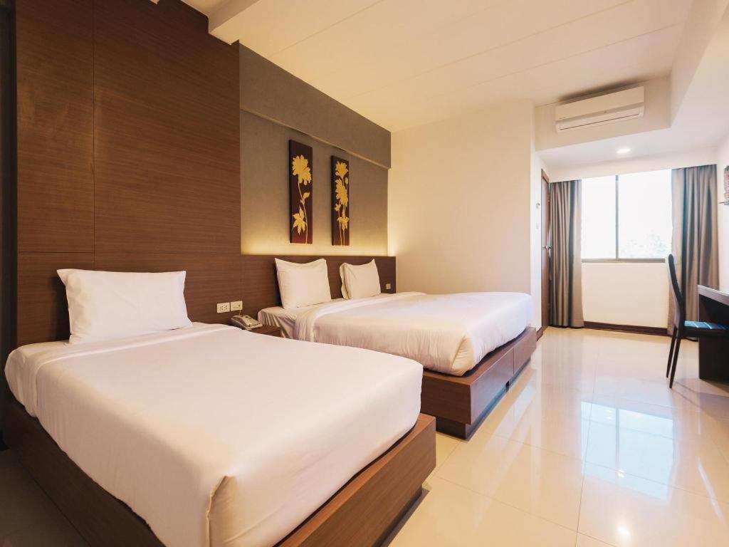 B2 Chang Phueak Gate Premier Hotel — Photos 1
